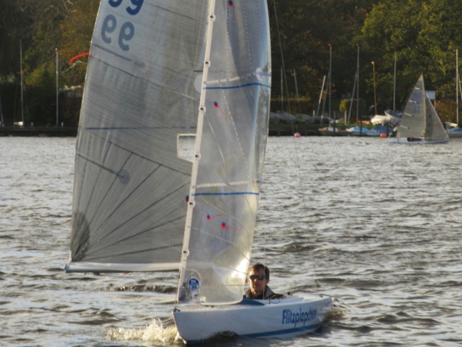 „Meister der Meister“ auch Internationaler  Deutscher Meister in der 2.4mR Klasse